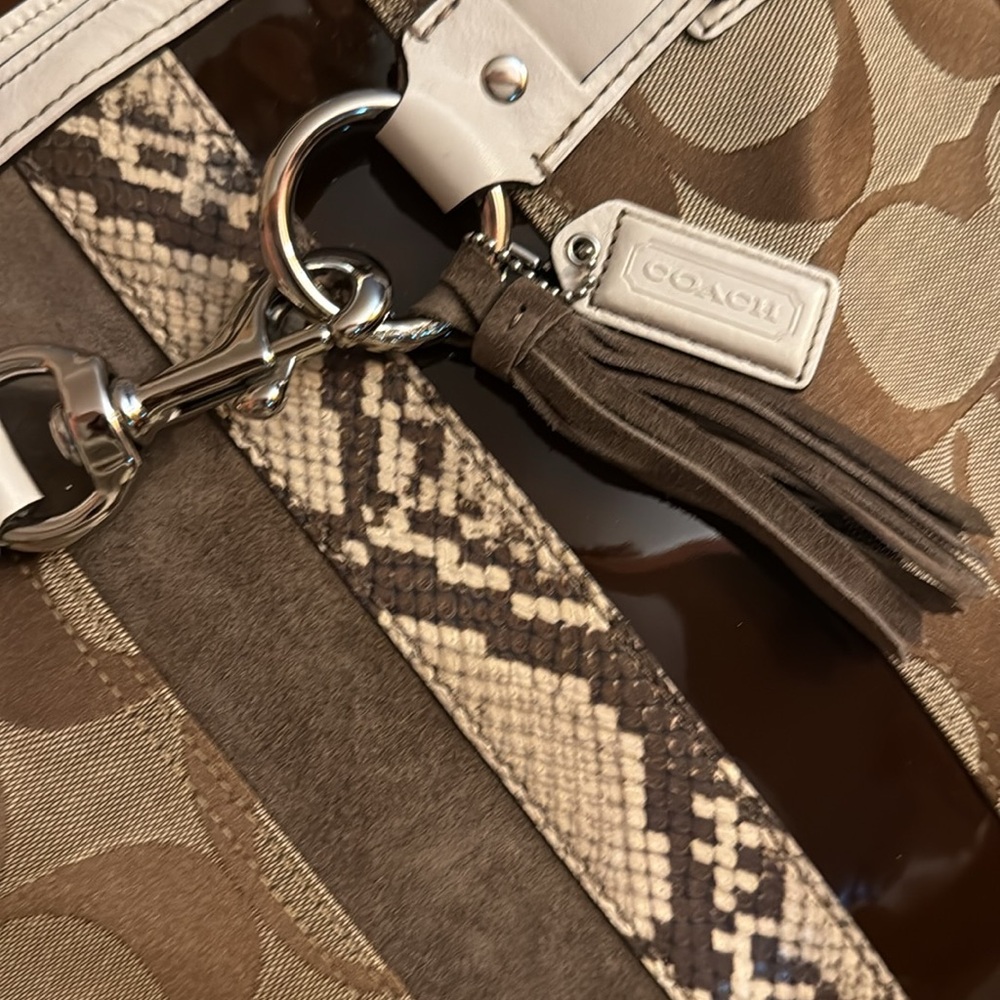 Coach Brown and Cream Signature Medium Shoulder Bag/Purse With Snakeskin Detail - Picture 5 of 9